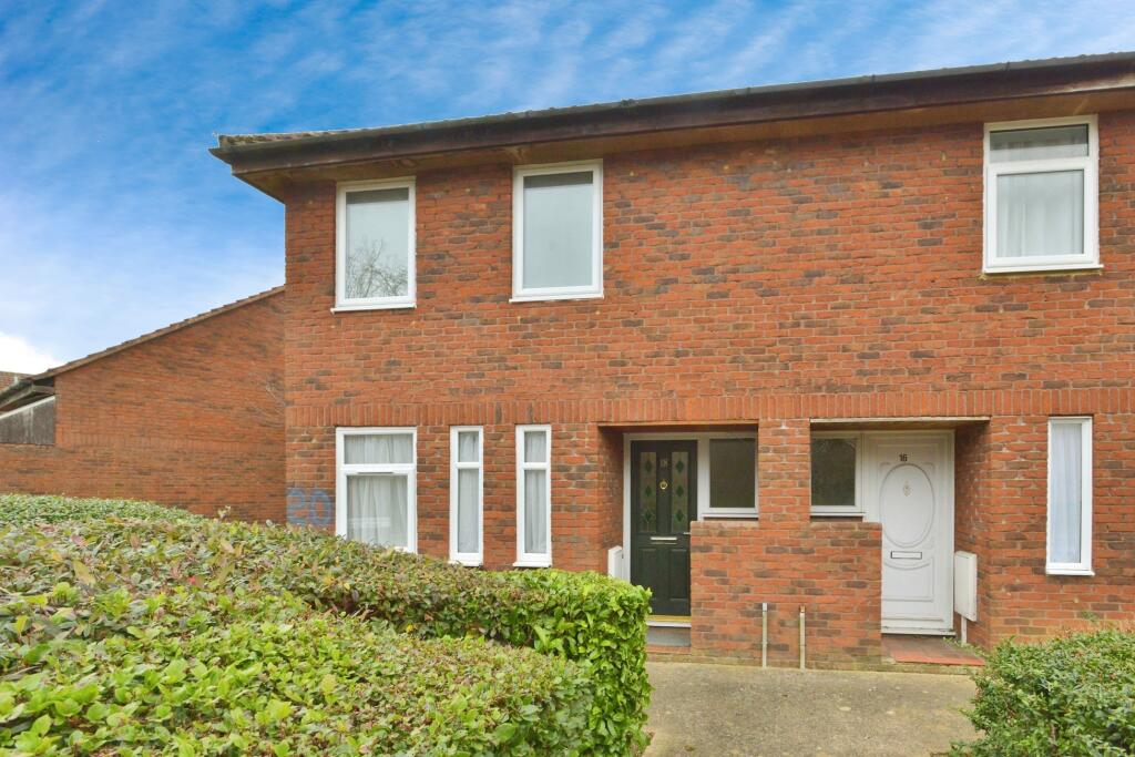 Main image of property: Colston Bassett, Emerson Valley, Milton Keynes, Buckinghamshire, MK4