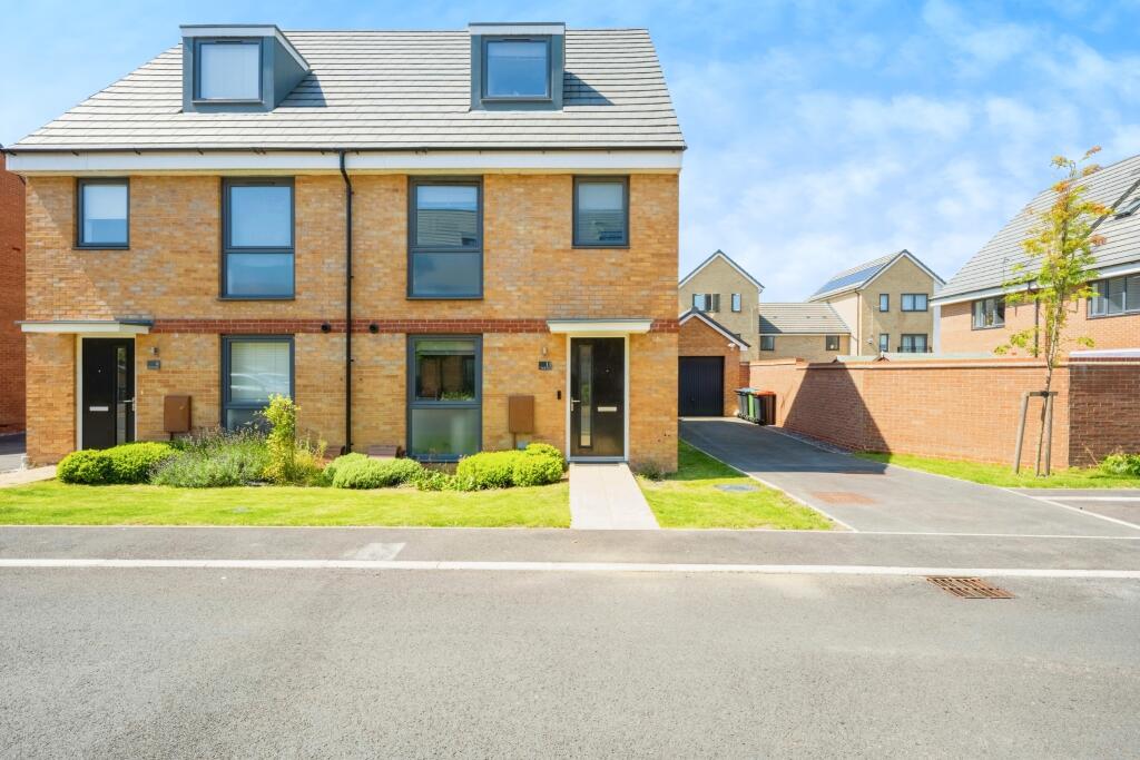 Main image of property: Bel Air Grove, Glebe Farm, Milton Keynes, Buckinghamshire, MK17