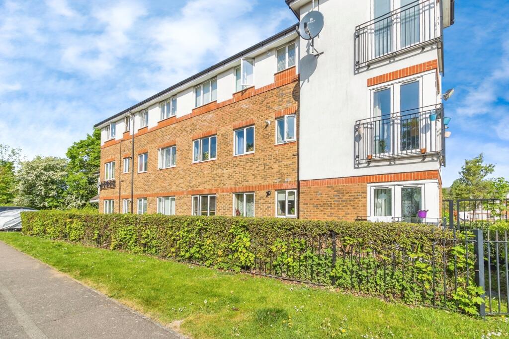 Main image of property: Akerlea Close, Netherfield, Milton Keynes, Buckinghamshire, MK6