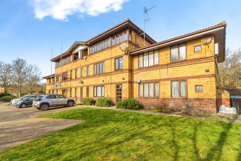 Main image of property: Mayer Gardens, Shenley Lodge, Milton Keynes, Buckinghamshire, MK5