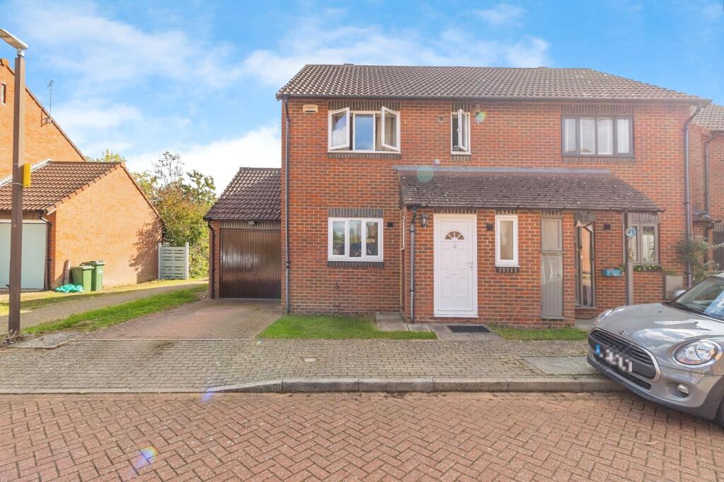 Main image of property: Hartdames, MILTON KEYNES, Buckinghamshire, MK5