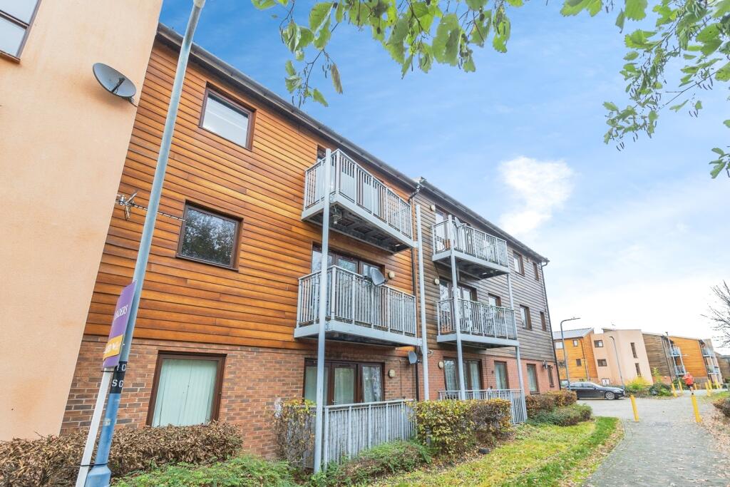 Main image of property: Staverton Grove, MILTON KEYNES, Buckinghamshire, MK10