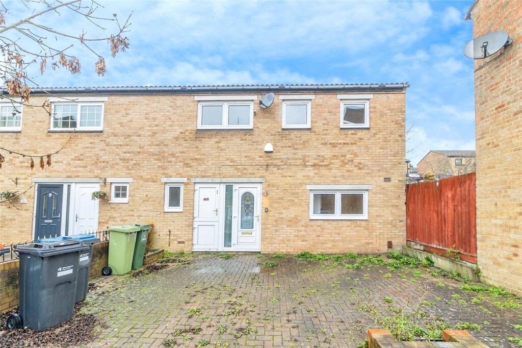 Main image of property: Gledfield Place, MILTON KEYNES, Buckinghamshire, MK12