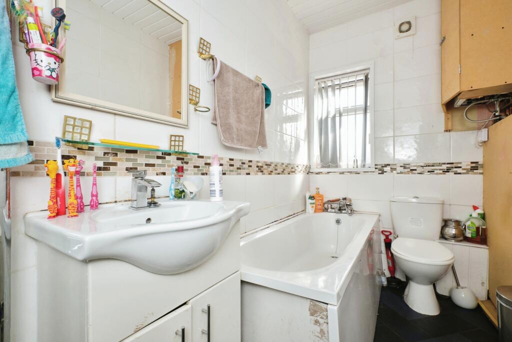 Additional property image - Bordesley Green, Birmingham, West Midlands, B9