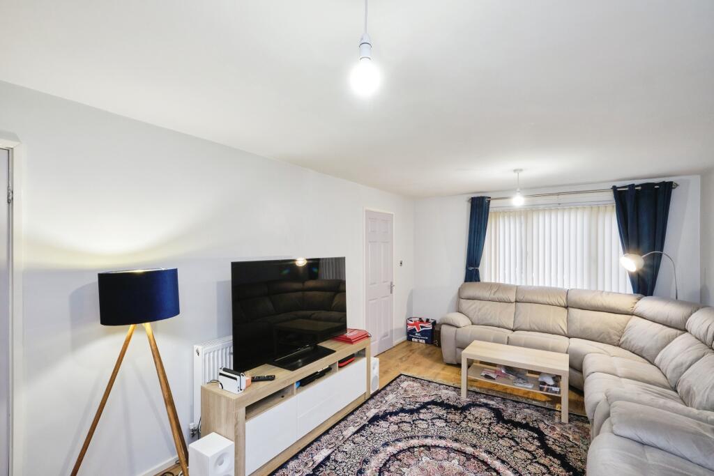 Additional property image - Larch Walk, Birmingham, West Midlands, B25