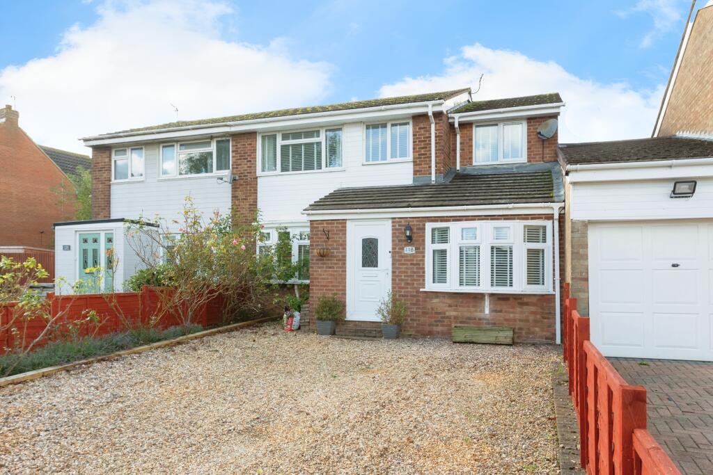 Main image of property: Glebe Road, Deanshanger, Milton Keynes, Northamptonshire, MK19