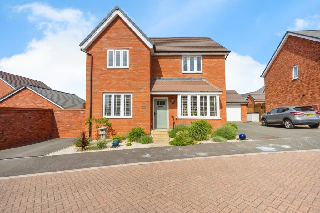 Main image of property: Brent Grove, Hanslope, Milton Keynes, Buckinghamshire, MK19