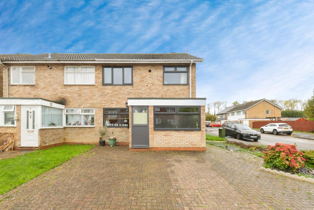 Main image of property: Pentlands, Fullers Slade, Milton Keynes, Buckinghamshire, MK11