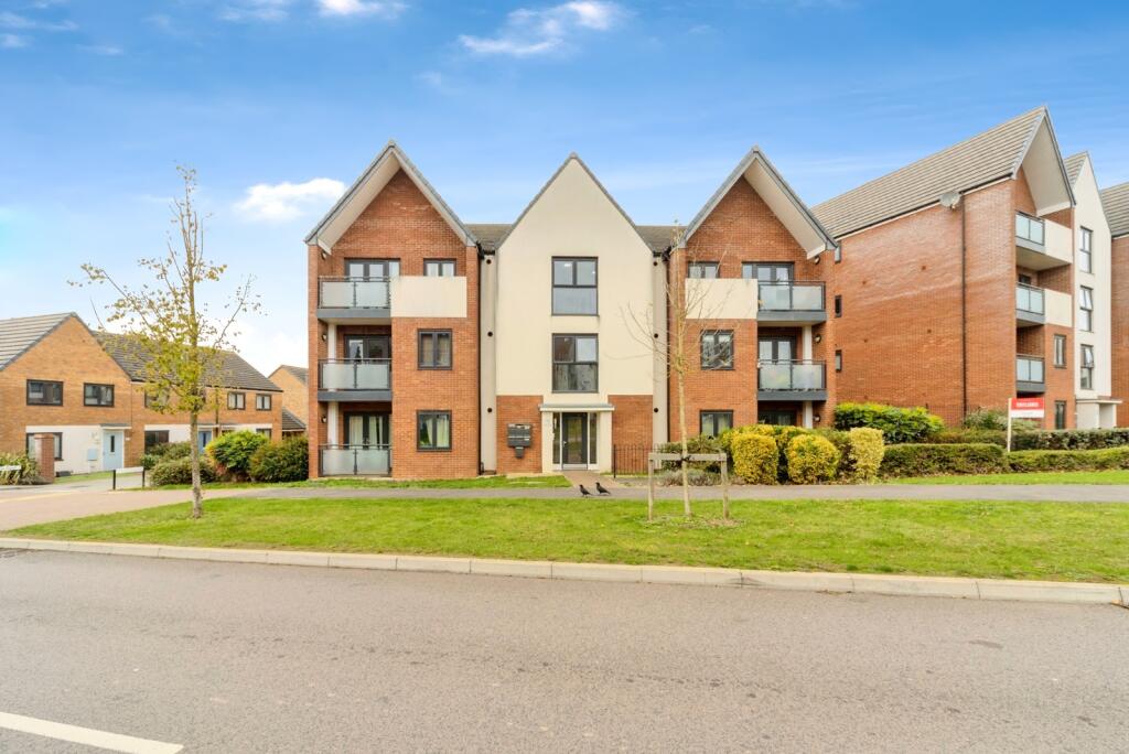 Main image of property: Cicero Crescent, Fairfields, Milton Keynes, Buckinghamshire, MK11