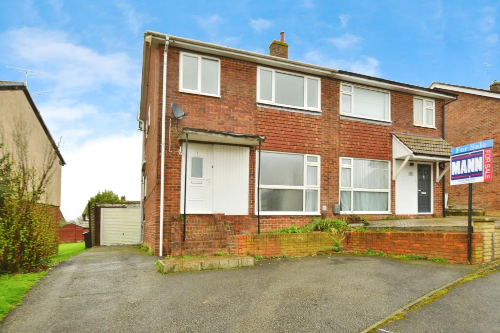 3 bedroom house for sale in Wickenden Crescent, Willesborough, Ashford