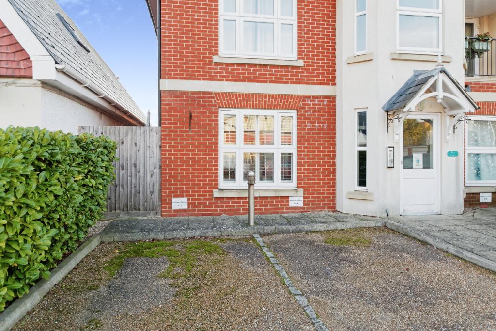 1 bedroom flat for sale in Wynn Road, Whitstable, CT5