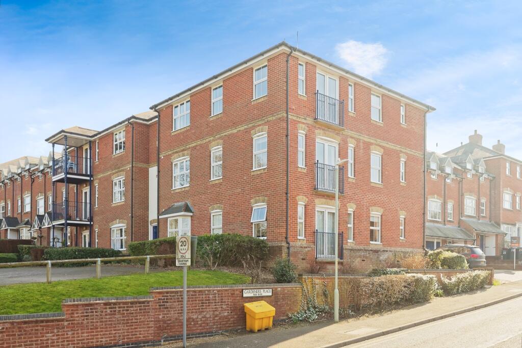 Main image of property: Gardeners Place, Chartham, Canterbury, CT4