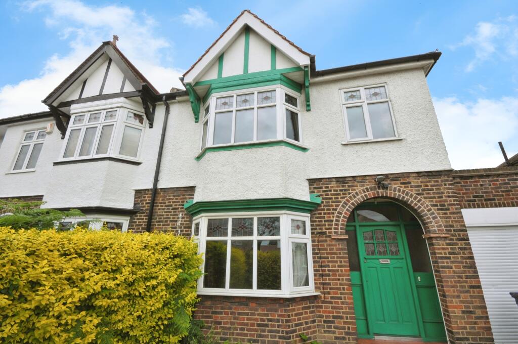 3 bedroom semidetached house for sale in Crantock Road, London, SE6
