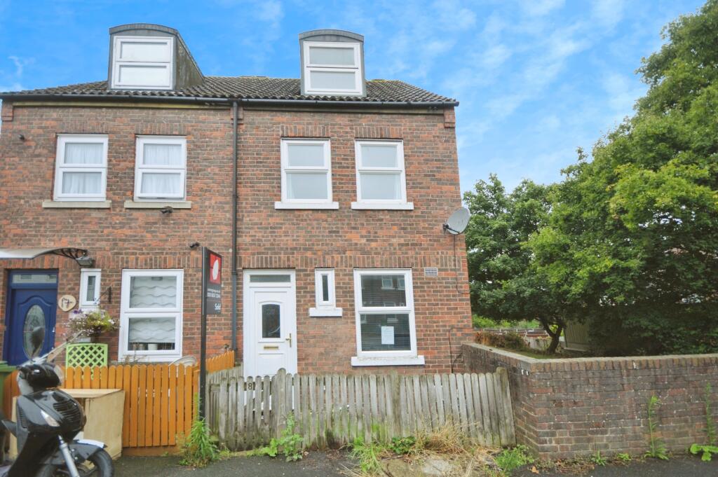 Main image of property: Grace Close, London, SE9