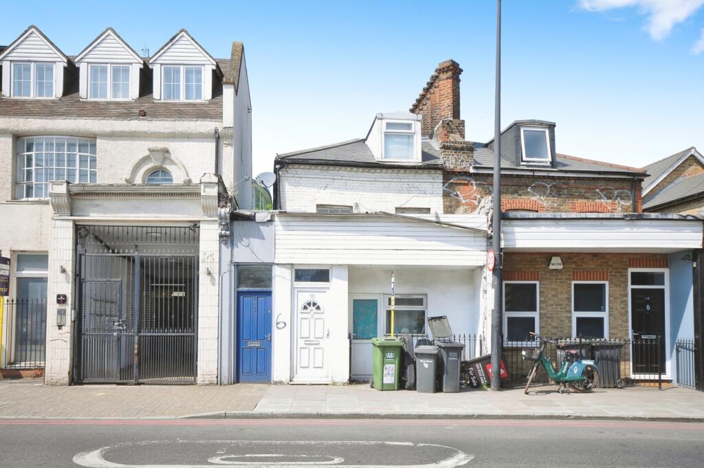 Main image of property: Catford Hill, London, SE6