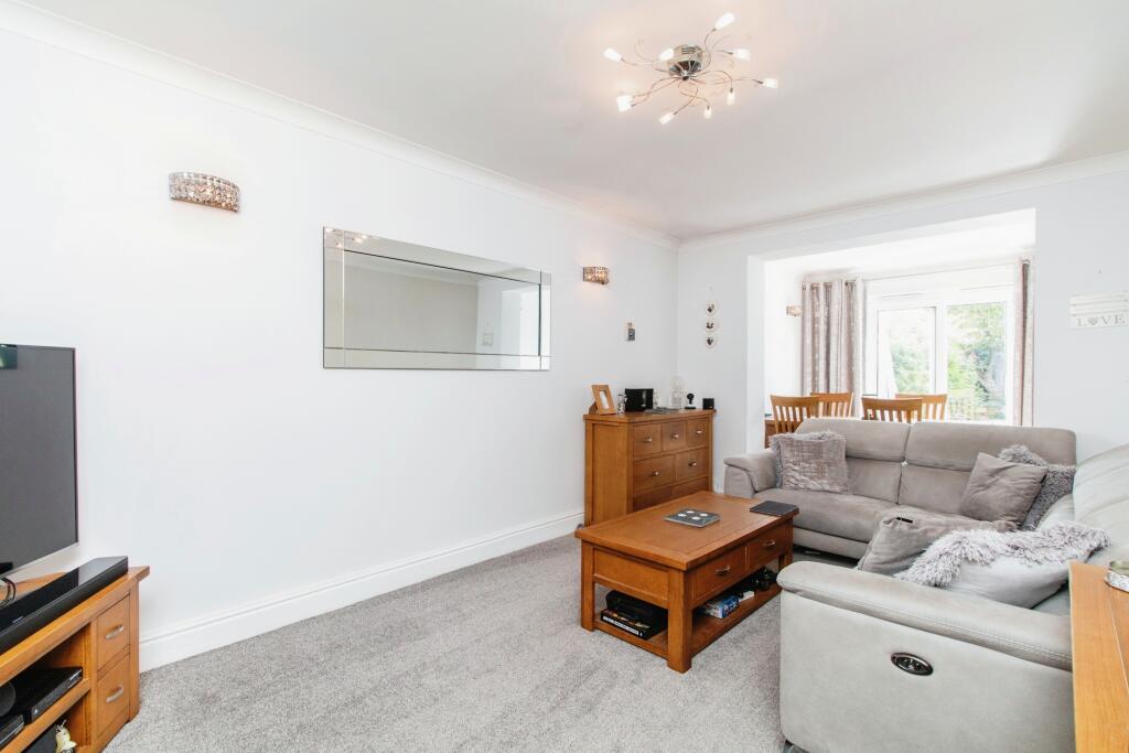 Additional property image - Coombfield Drive, Dartford, Kent, DA2