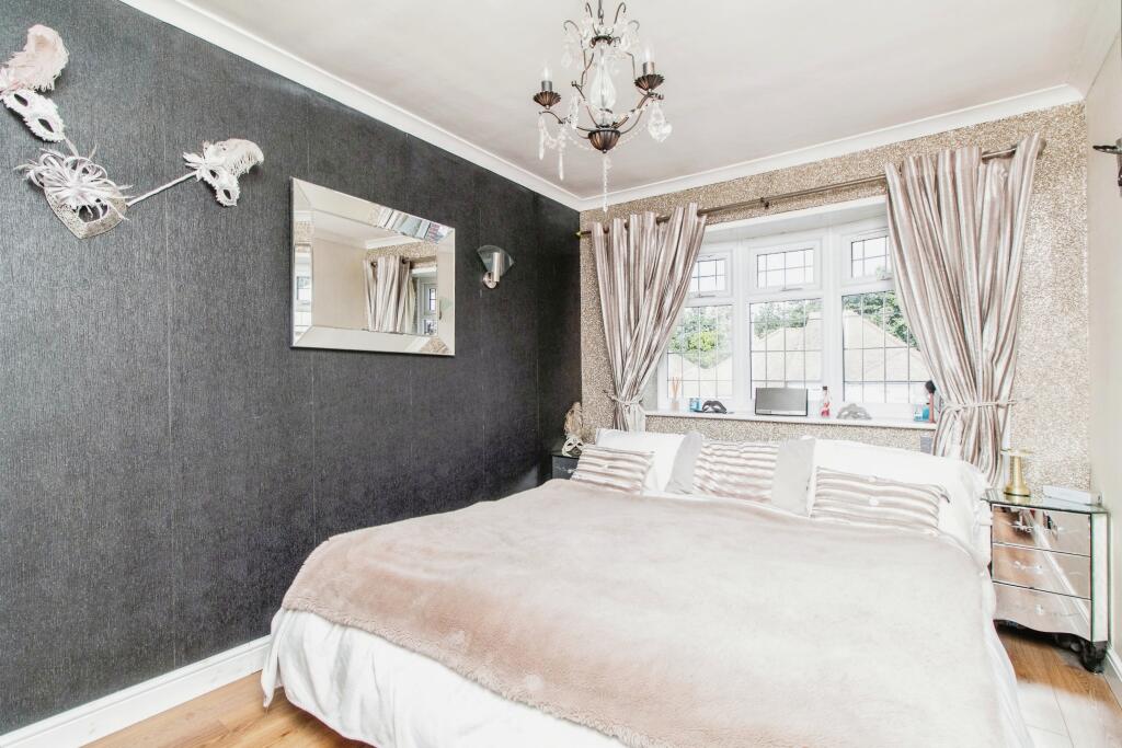 Additional property image - Coombfield Drive, Dartford, Kent, DA2