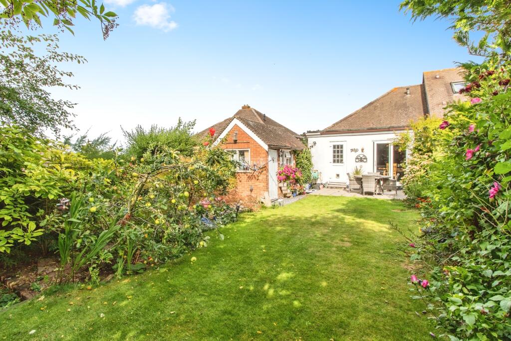 Additional property image - Coombfield Drive, Dartford, Kent, DA2