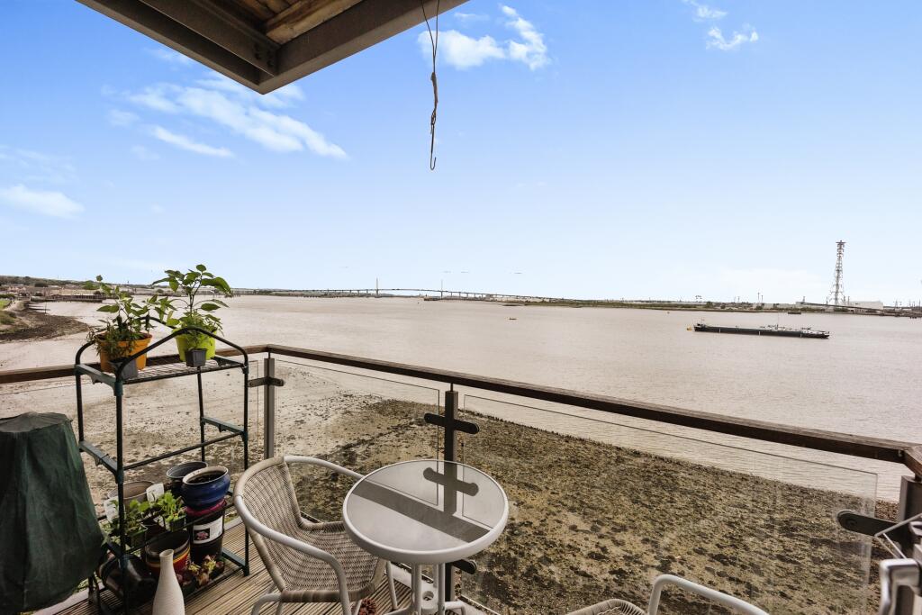 Additional property image - Carmichael Avenue, Greenhithe, Kent, DA9