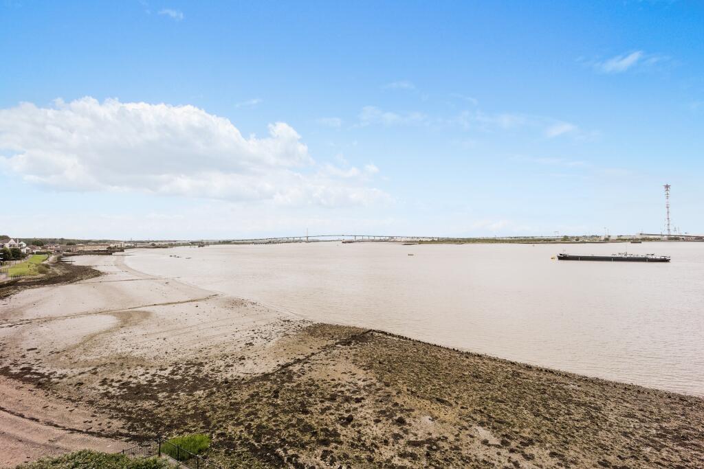 Additional property image - Carmichael Avenue, Greenhithe, Kent, DA9
