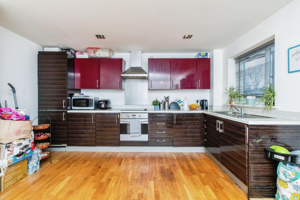 Additional property image - Salisbury Road, Dartford, Kent, DA2