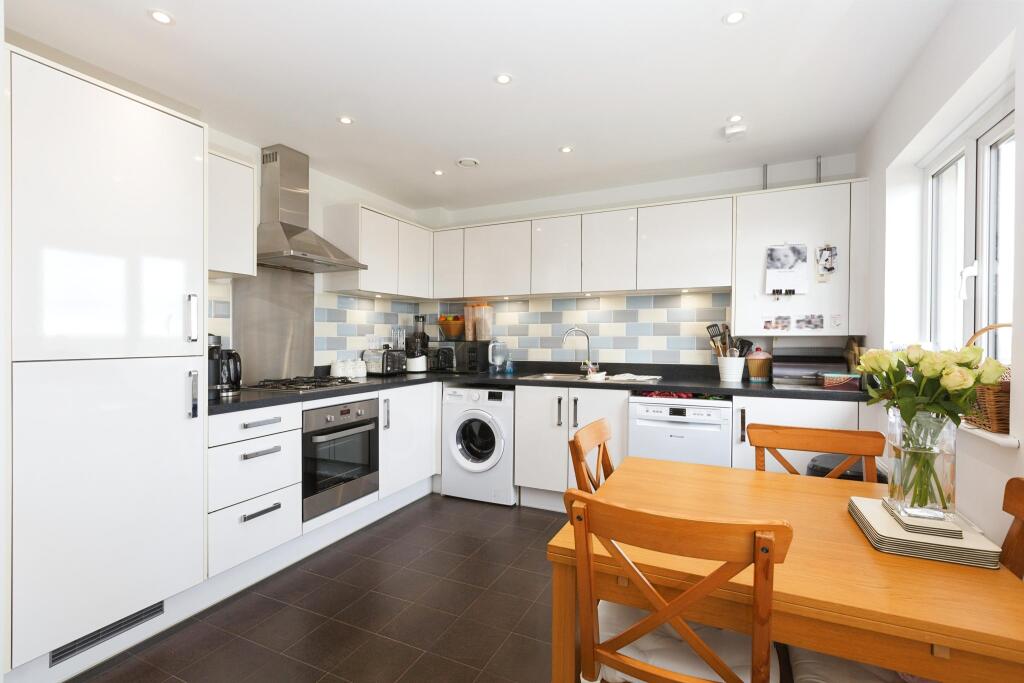 Main image of property: Mazarine Lodge, 6 Riverside Wharf, Dartford, Kent, DA1