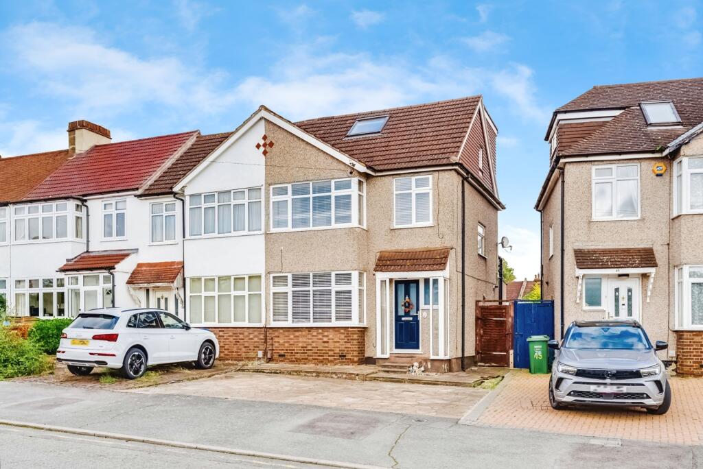 Main image of property: Heathview Avenue, Crayford, Dartford, DA1