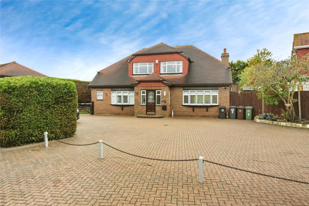 Main image of property: Barn End Drive, DARTFORD, Kent, DA2