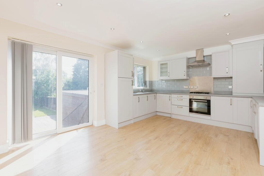 Additional property image - Arnold Road, Gravesend, Gravesham, DA12