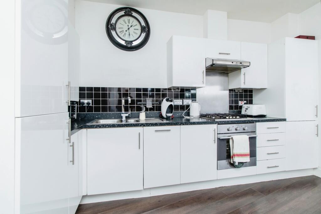 Additional property image - Southfields Green, GRAVESEND, Kent, DA11