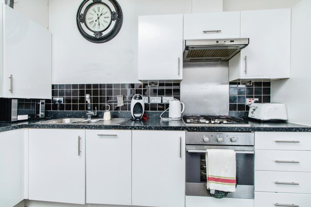 Additional property image - Southfields Green, GRAVESEND, Kent, DA11