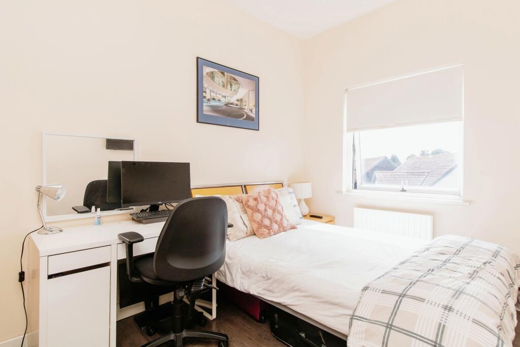 Additional property image - Southfields Green, GRAVESEND, Kent, DA11