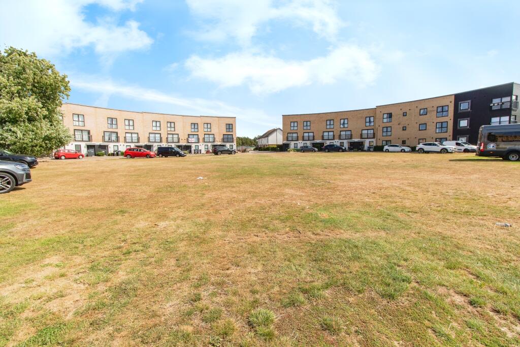 Additional property image - Southfields Green, GRAVESEND, Kent, DA11