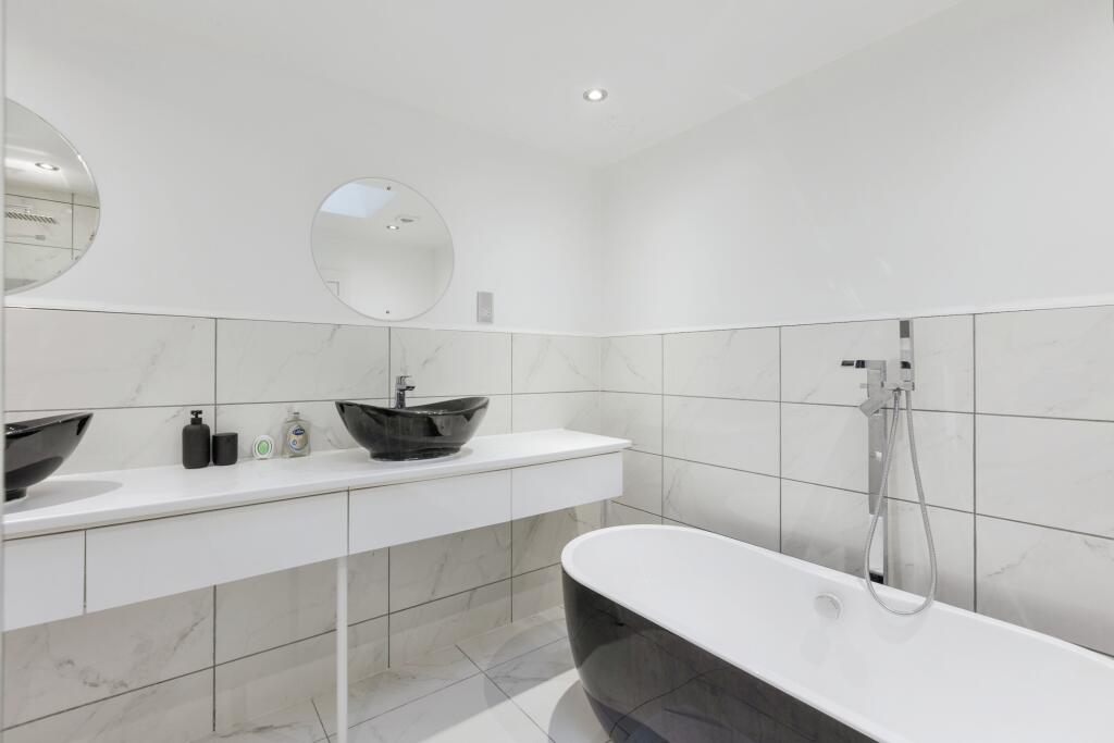 Additional property image - Woodland Close, Longfield, Kent, DA3