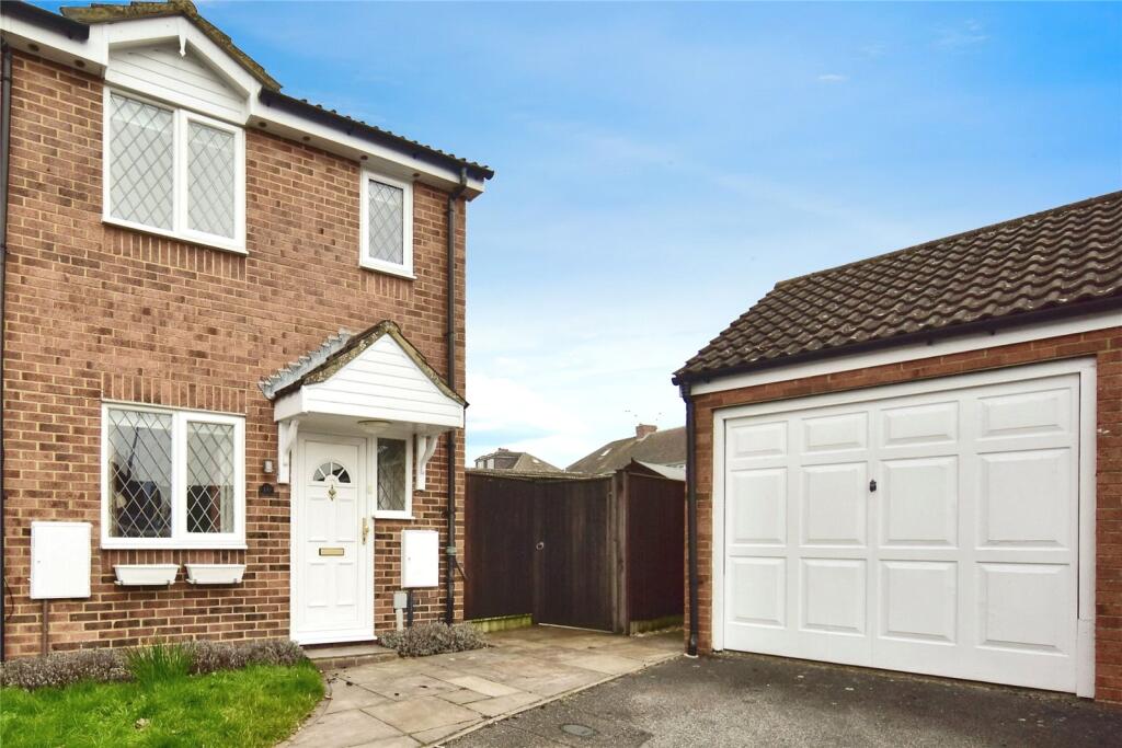 Main image of property: Meadowdown, Weavering, Maidstone, Kent, ME14