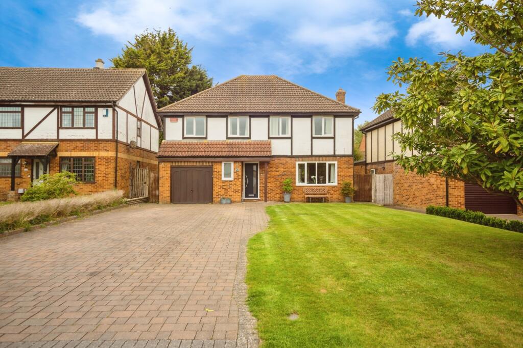 Main image of property: Cornflower Close, Weavering, Maidstone, Kent, ME14