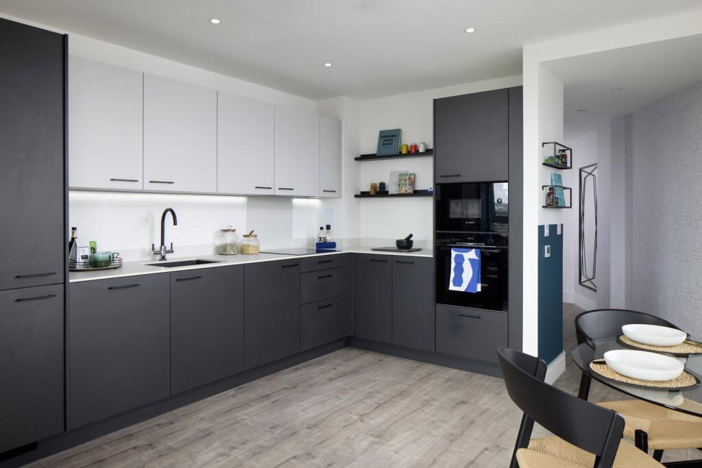 Main image of property: Silver Road, London, SE13