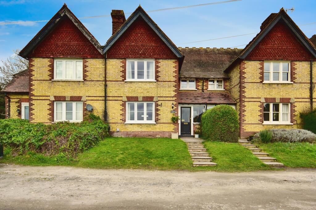 3 bedroom terraced house for sale in Lane, Boxley, Maidstone