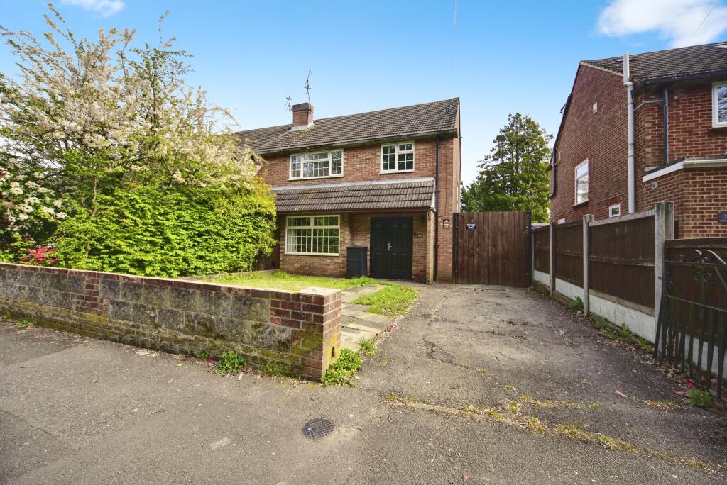 3 bedroom semidetached house for sale in Sutton Road, Maidstone, Kent