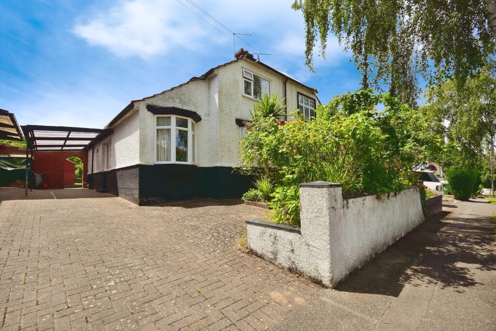 3 bedroom semidetached house for sale in Little Buckland Avenue