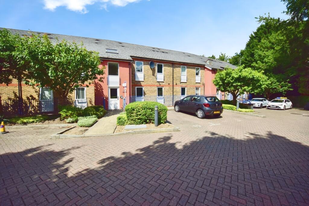 Main image of property: The Chenies, MAIDSTONE, Kent, ME15