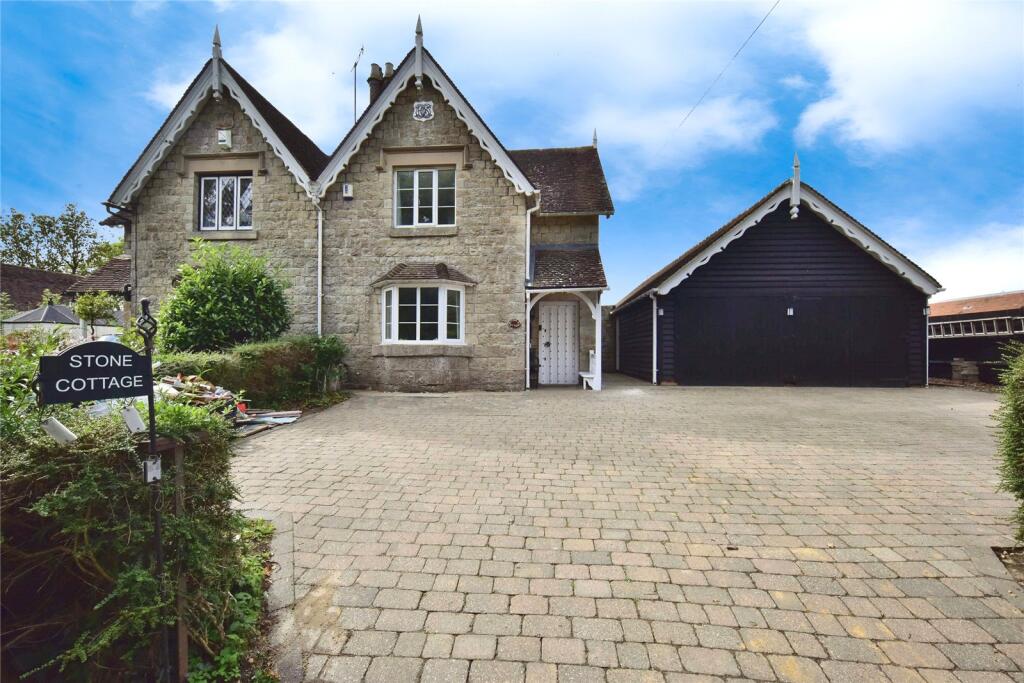 Main image of property: Linton Hill, Linton, Maidstone, Kent, ME17