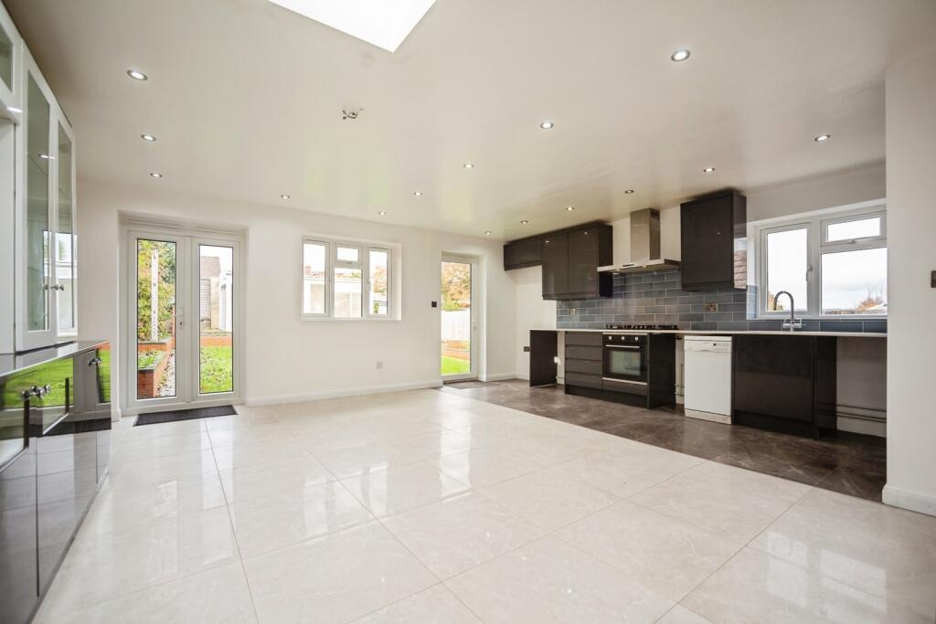 Main image of property: Langham Grove, MAIDSTONE, Kent, ME16