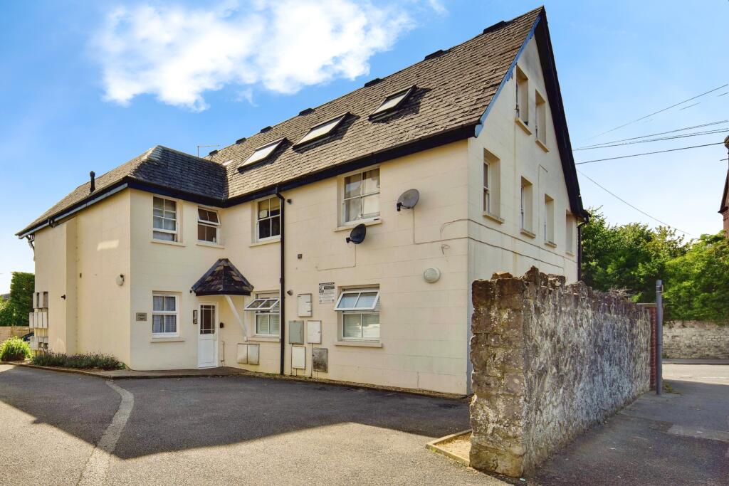 Main image of property: Pine Grove, Penenden Heath, Maidstone, Kent, ME14