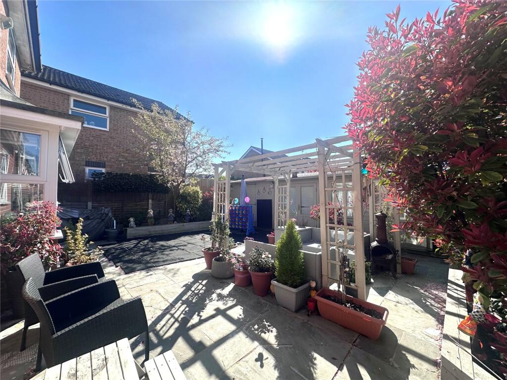Main image of property: Bedgebury Close, Rochester, Kent, ME1