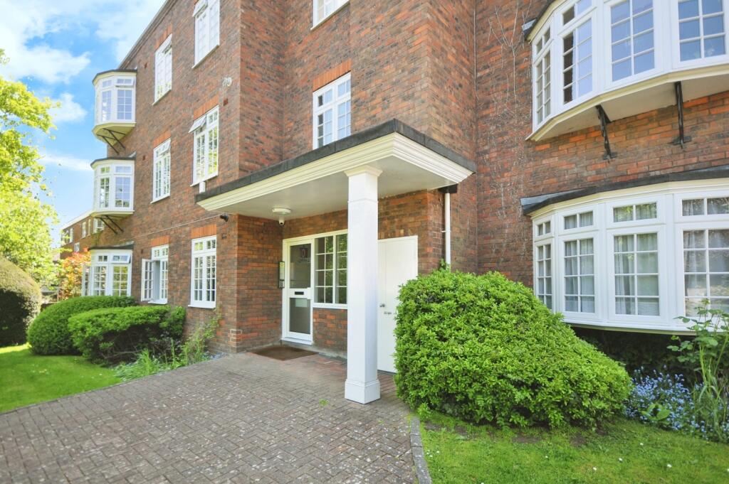 Main image of property: Lawrie Park Gardens, London, SE26