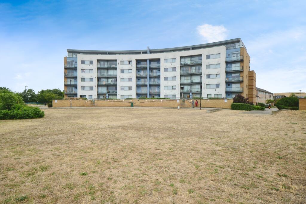 Main image of property: Tideslea Path, London, SE28
