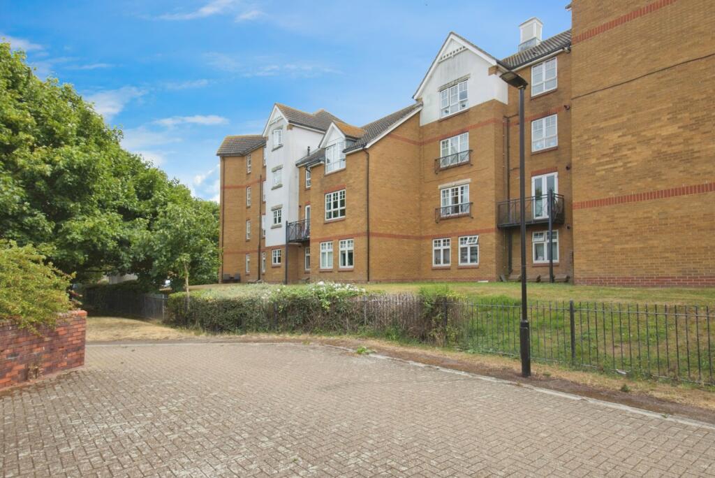 Main image of property: Greenhaven Drive, London, SE28