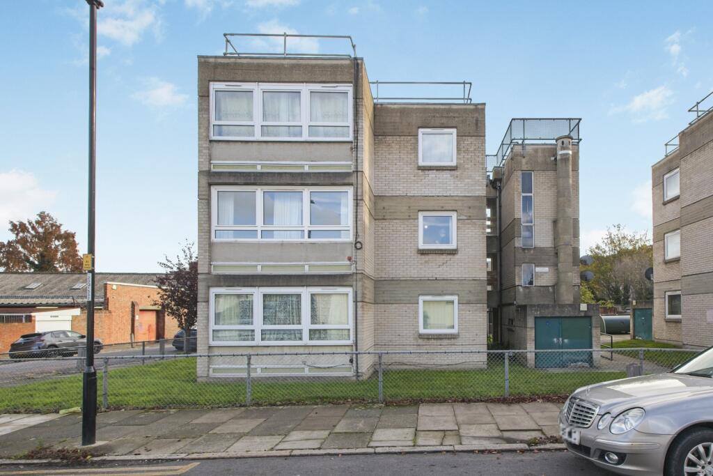 Main image of property: Woodhurst Road, London, SE2