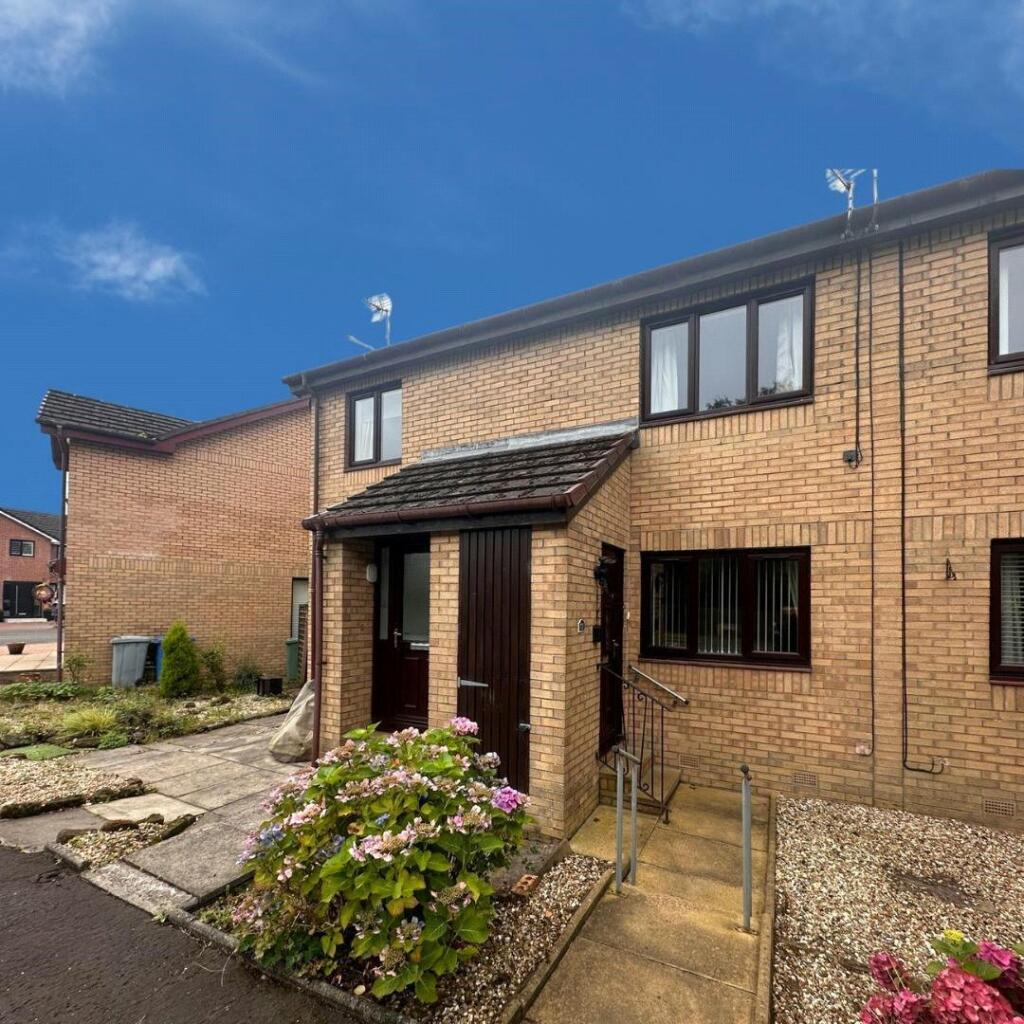 2 bedroom flat for sale in Castle Wynd, Bothwell, Glasgow, South